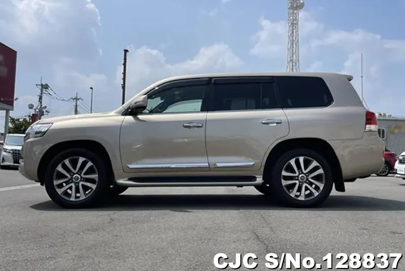 Used Toyota Land Cruiser 2016 for sale in Tanzania | Toyota