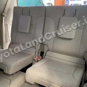 TOYOTA LANDCRUISER 300 SAHARA
